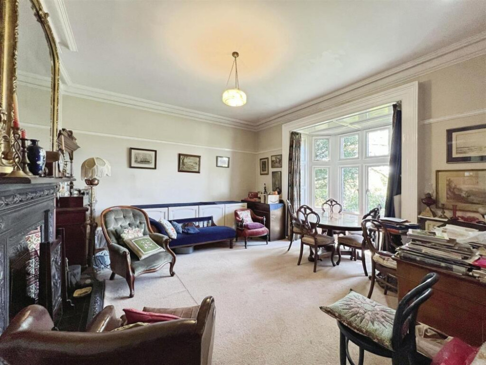 Dining room (Credit: Stephenson Browne)
