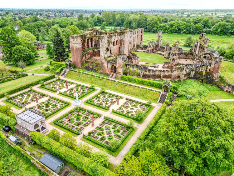 Check out these stunning images of Kenilworth Castle!