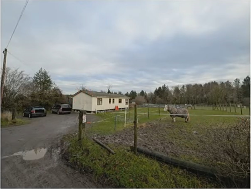 The house would be built by stables on the edge of Rowington (image via Warwick District Council)