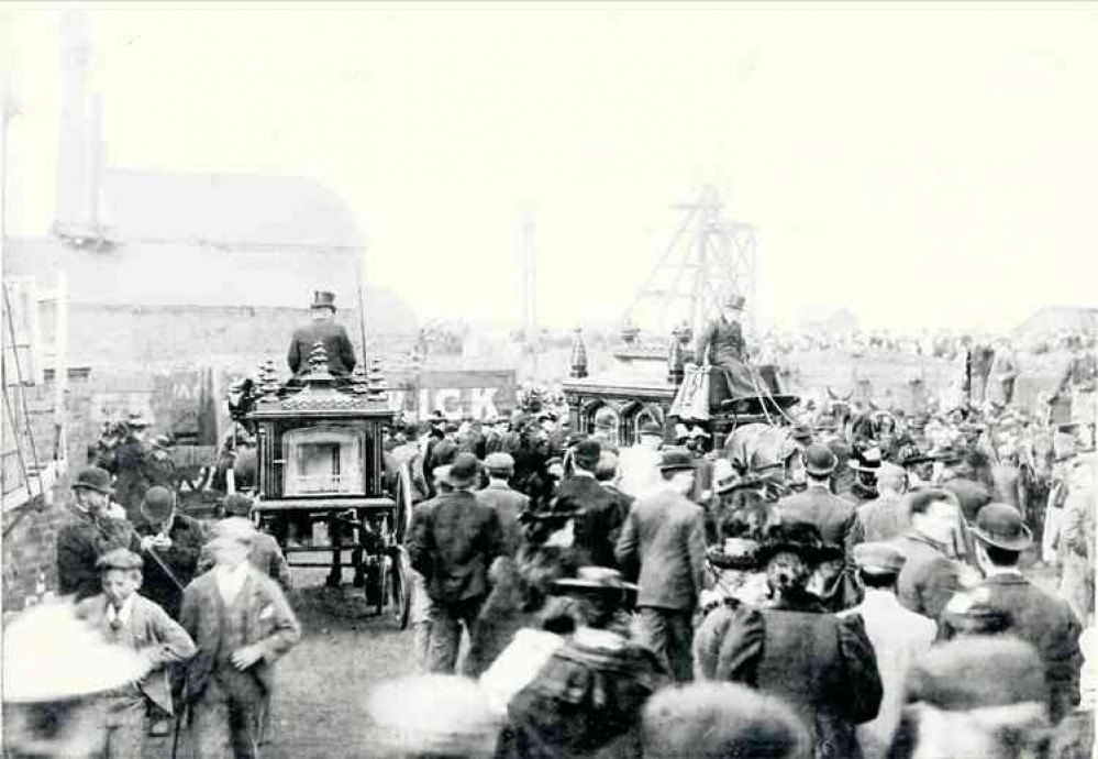 A photo of the funeral following the disaster. Photo courtesy of the Whitwick Historical Group