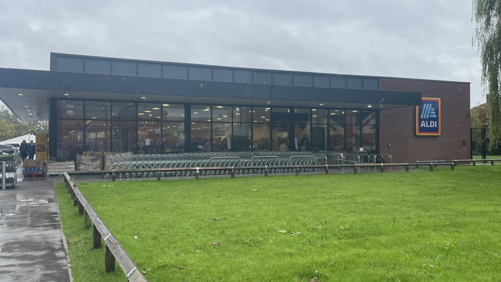 Plans have been submitted to extend the store and the car park at Aldi Heaton Chapel to meet increased demand (Image - Nub News)