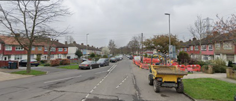 The fire took place at a range of terraced houses on Knollmead, Tolworth yesterday afternoon  (Image via Google Maps)