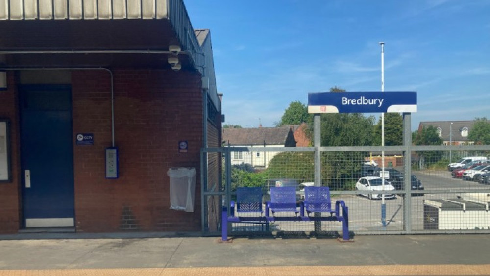 An investigation has been opened after a person was found dead at Bredbury railway station on Wednesday 27 May (Image - Nub News)