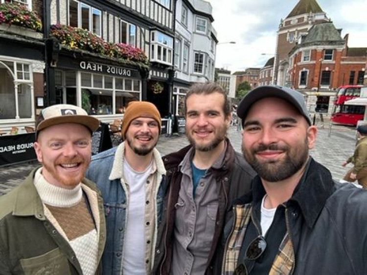 A group of locals are launching an app that advertises hospitality deals in the Kingston and Richmond boroughs (Image supplied)