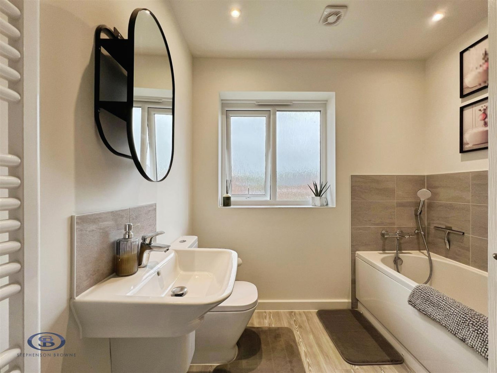 Bathroom (Credit: Stephenson Browne)