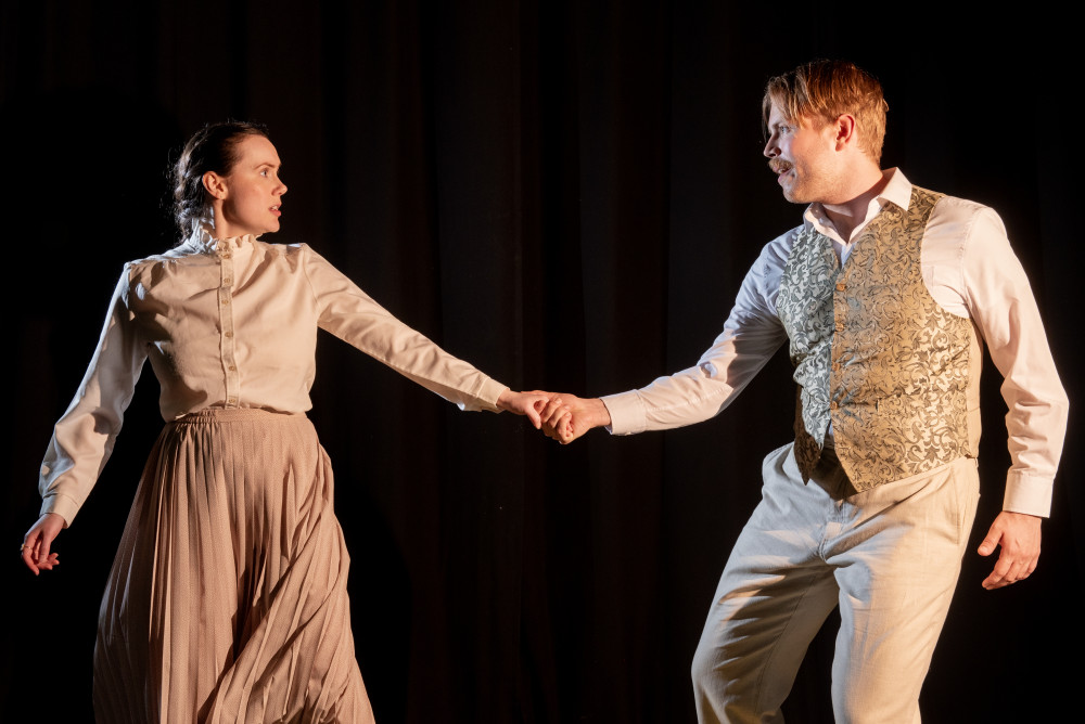 Leamington's Loft Theatre presents 'Summer and Smoke' by Tennessee Williams, directed by Sue Moore (image via Richard Smith Photography)