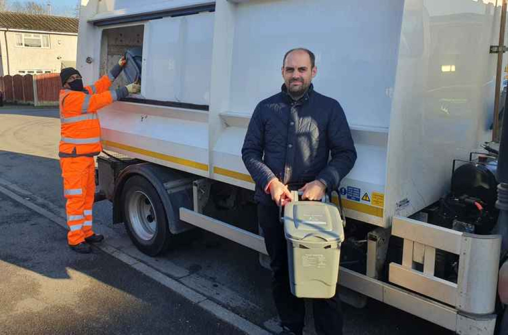 Councillor Andrew Woodman with North West Leicestershire District Council' food waste crew member Steve Freeman.