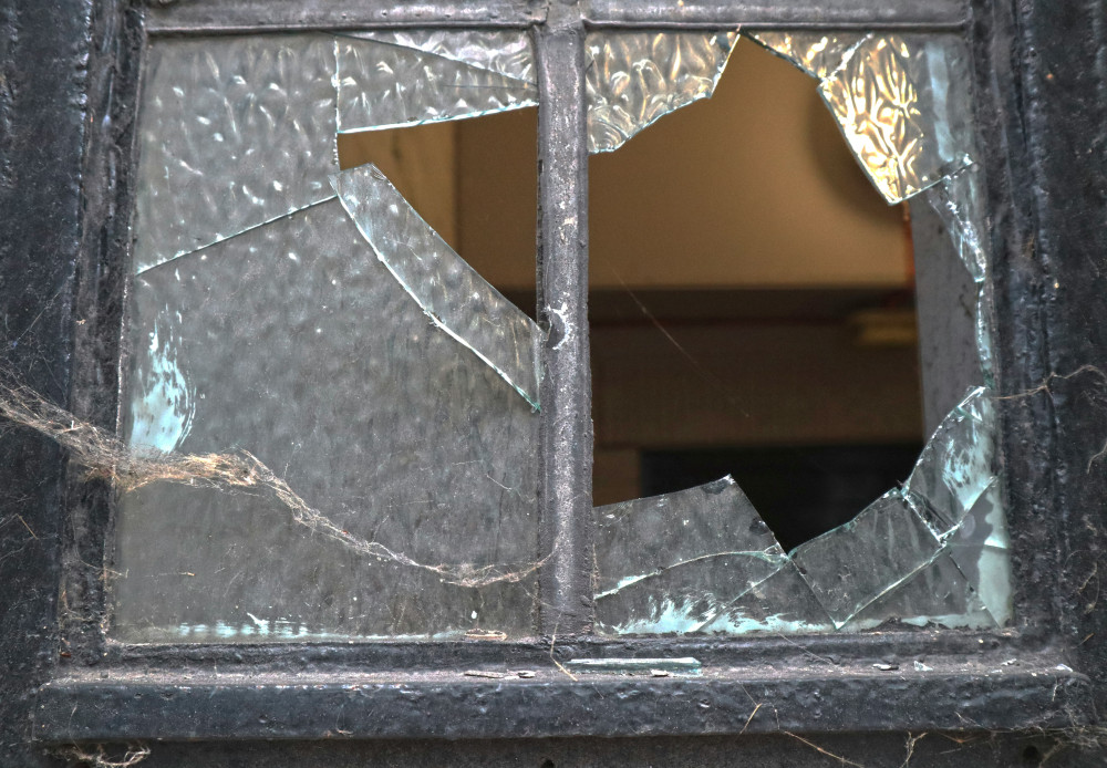 Mendip police are urging residents to stay vigilant after several dwelling burglaries were reported across local towns and villages. (File photo: Unsplash) 