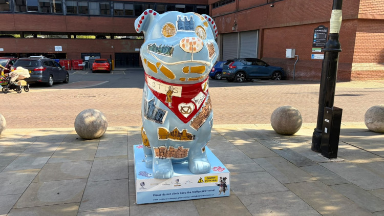 One of the  eleven giant Staffy sculptures in Staffordshire (image via Livia Gregor)