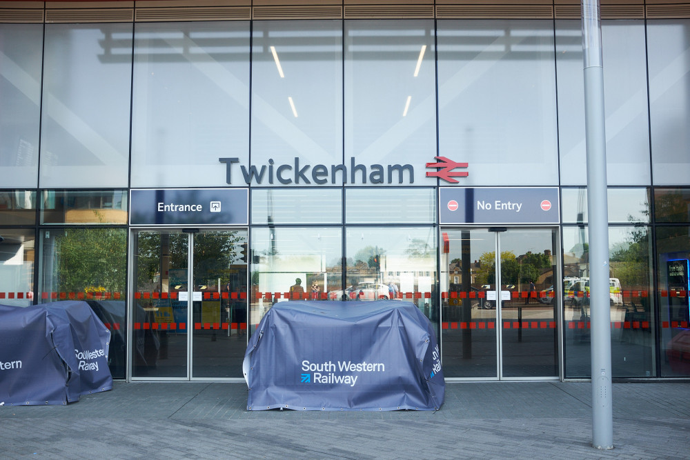 All South Western Railway train services from Twickenham Station towards London Waterloo are currently blocked (credit: Nub News)