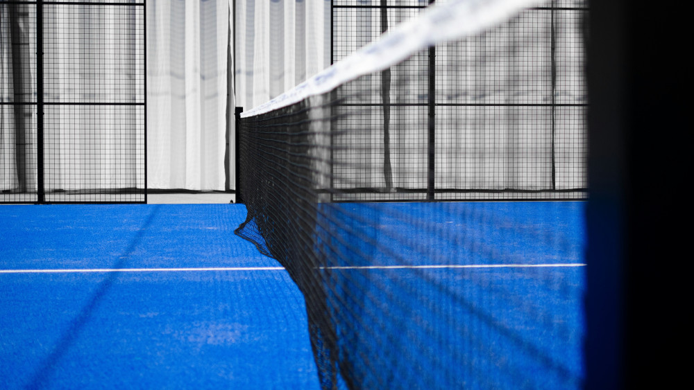 Plans have been submitted for some new padel courts on the Vauxhall industrial estate in Reddish (Image - Oskar Hagberg / Unsplash)