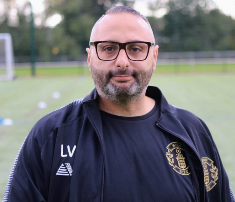 Chairman Lee Vehit