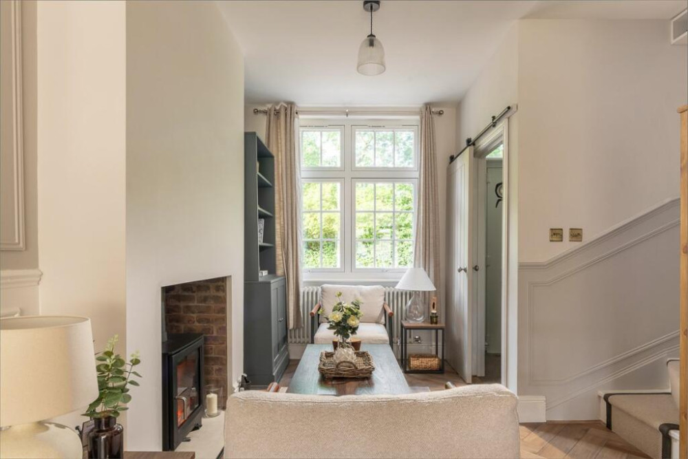 Our friends and sponsors at Julian Wadden present their letting of the week - this 'exquisite' two-bedroom terraced house on Bramhall lane (Image - Julian Wadden)
