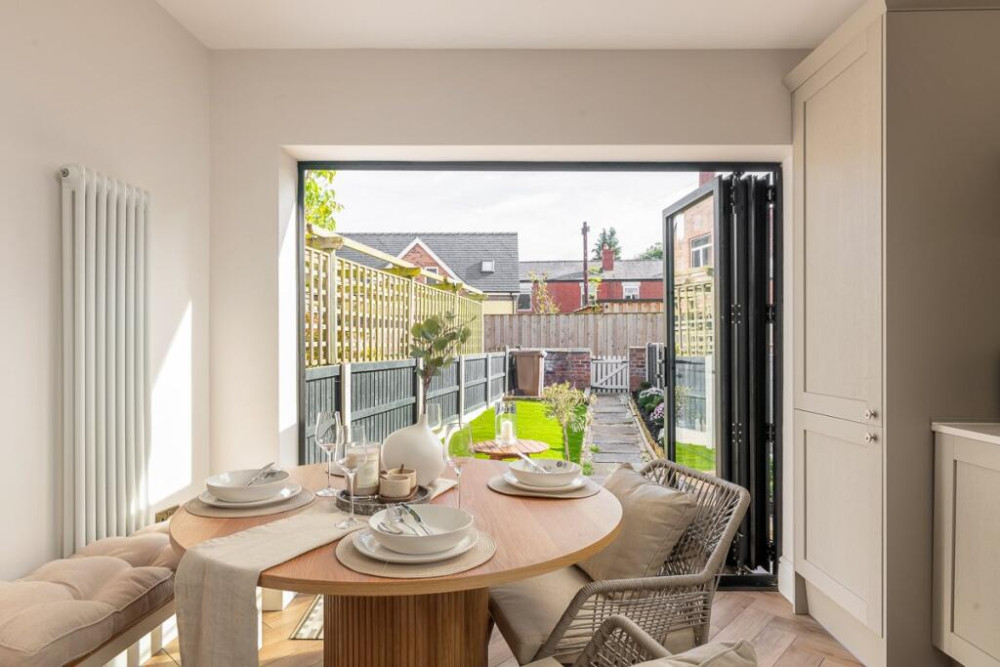 Our friends and sponsors at Julian Wadden present their letting of the week - this 'exquisite' two-bedroom terraced house on Bramhall lane (Image - Julian Wadden)