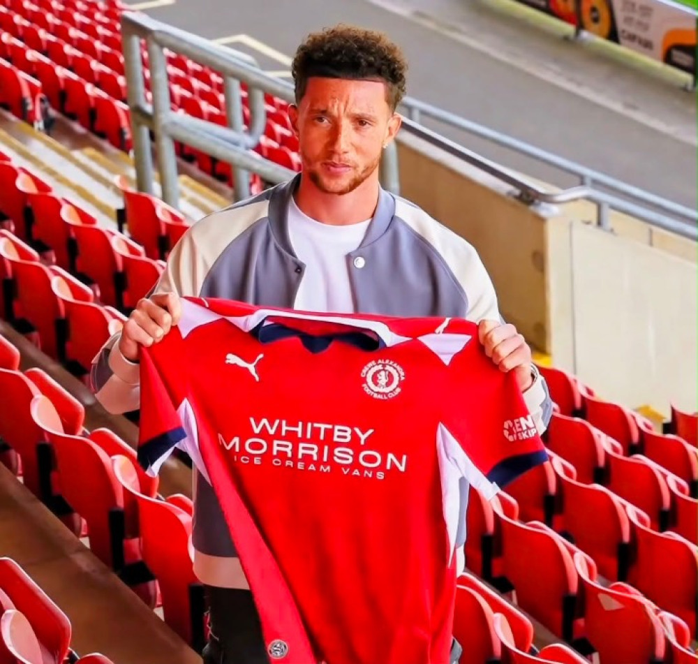 Jordon Gibson has joined Crewe on a three-year contract from Doncaster Rovers, with the option of a further year (Photo: Crewe Alex).