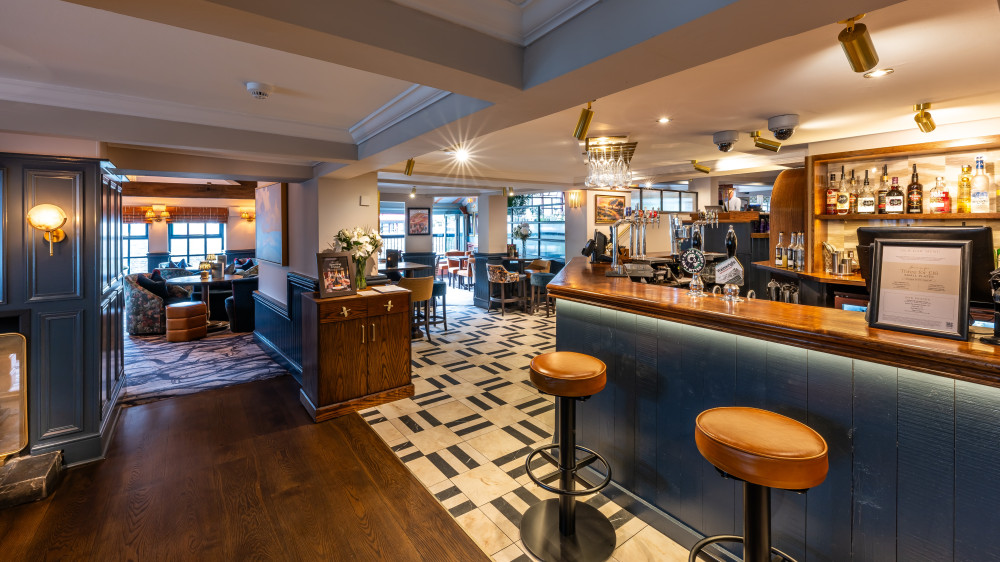 The Midland in Marple Bridge is welcoming customers once again following an extensive makeover (Image supplied)