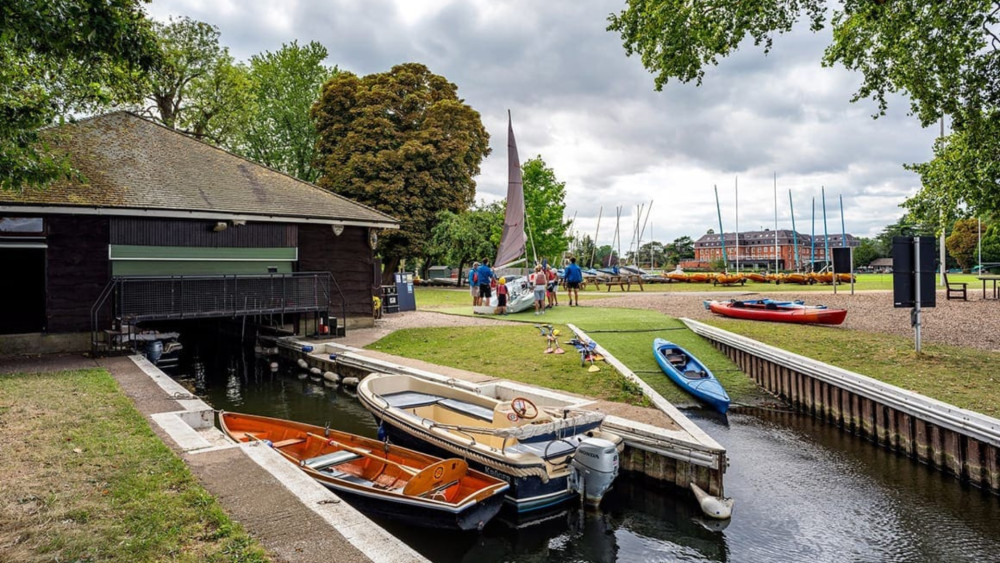 The Lensbury is making a splash with its watersport activities this summer (credit: The Lensbury).