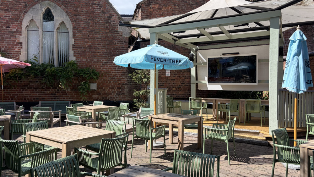 Enjoy live music and entertainment in Stafford this Saturday (image via Livia Gregor)