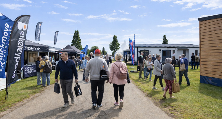 There's lots on in Kenilworth this weekend! (image via World of Park & Leisure Homes Show)