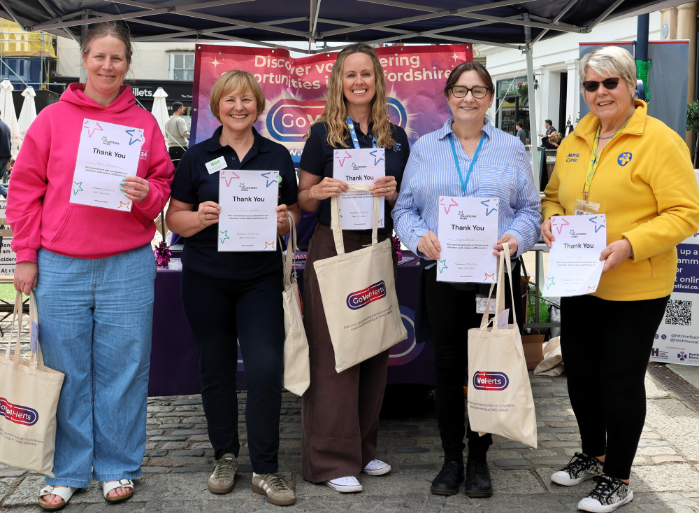 L to R Jen Harris on behalf of Kevin Allchorne at Music 24, Julie Fordham at Hertfordshire Health Walks, Laura Lester on behalf of Lyndsay Abbott at Garden House Hospice, Angela Johnson at British Schools Museum and Beth Molloy at Marie Curie. Image taken by Nick Payne – volunteer photographer on the day of the event. 