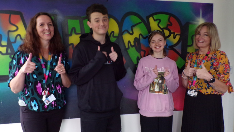  Pictured from left: Julie Martin, students Preston and Isla and Caroline Roberts (image via Aurora Hanley School)