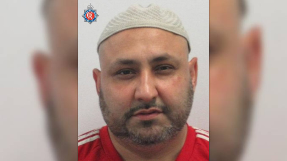 Police are appealing for information to help find 49-year-old Mohammed Fyaz, a wanted man with links to Stockport (Image - GMP)