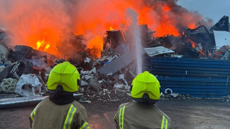 Crews were called at 3.23am this morning to reports of a fire at Moores Metals (image via Staffordshire Fire and Rescue Service)