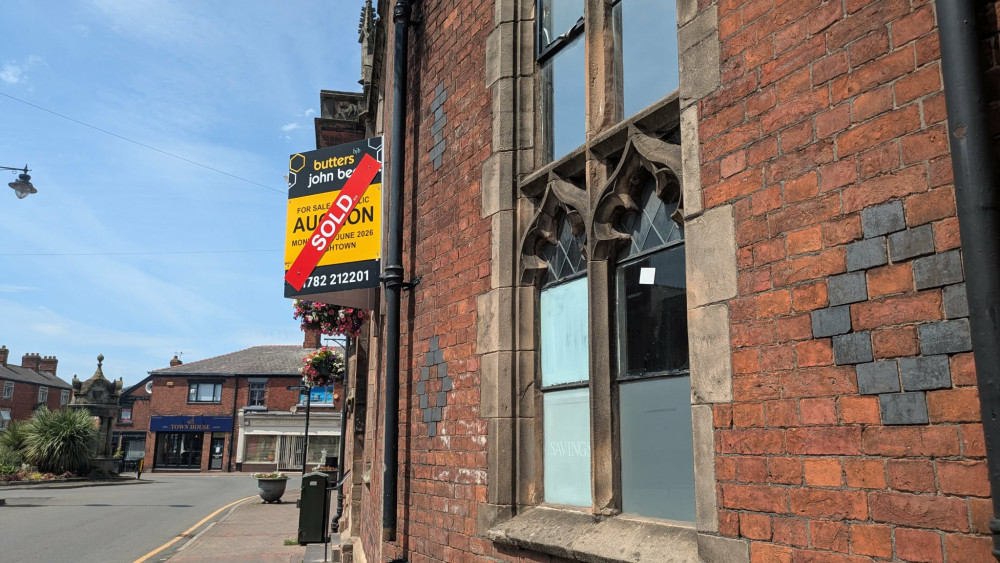 The other half of the former Lloyds Bank building in Hightown, Sandbach has sold for £80,000 at auction. (Photo: Nub News)