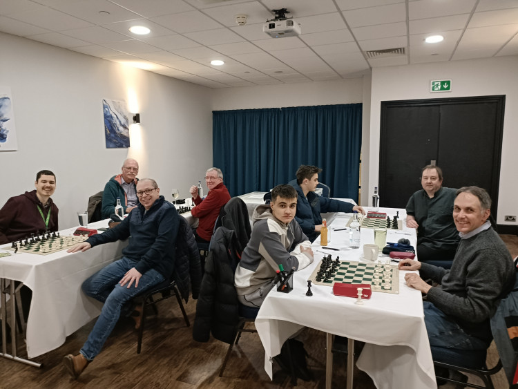 The club’s first ever match at the Holiday Inn – Kenilworth A about to beat Kenilworth C 3-1. Left to right, Rhys Edwards, Paul Badger, Andrew Paterson, Mike Donnelly, Keatan Patel, Billy Fellowes, Dave Ireland and Ben Graff.