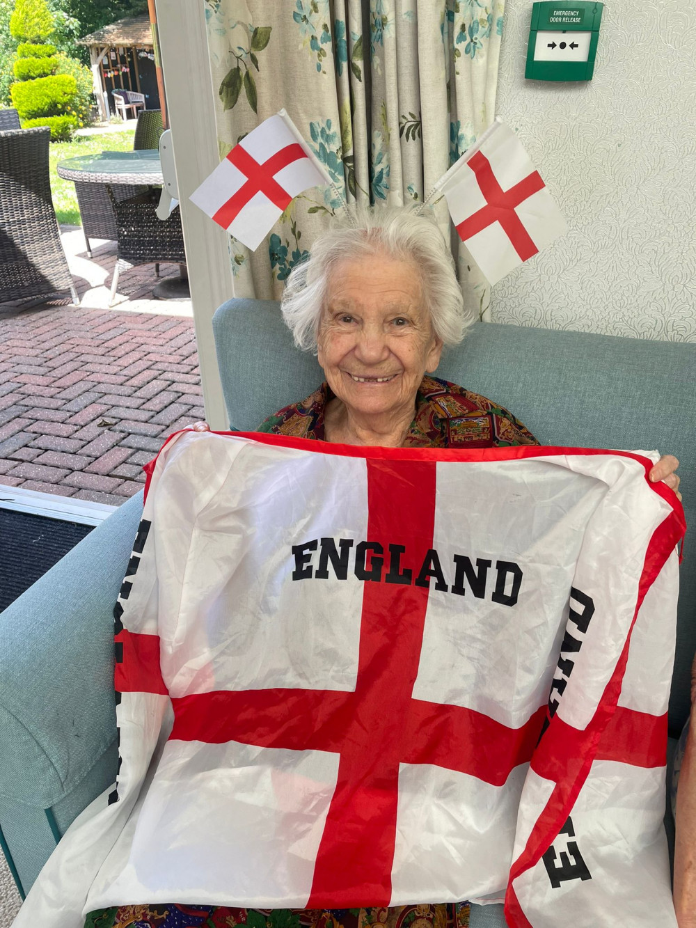 England fans @ Milford Lodge 