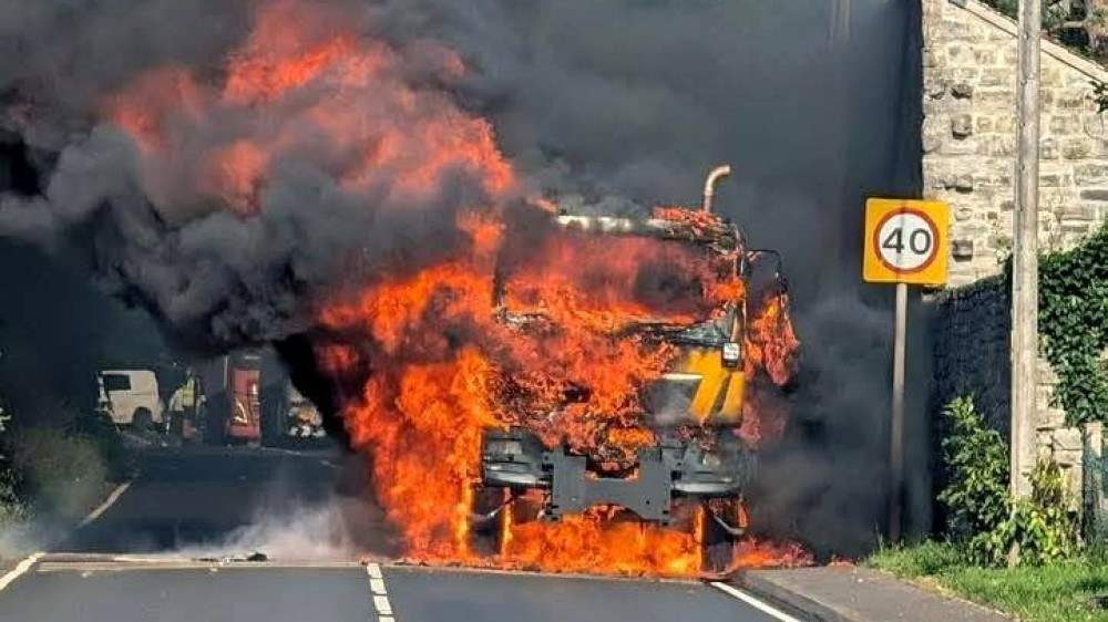 A361 near Glastonbury closed after lorry fire (Photo: Submitted) 