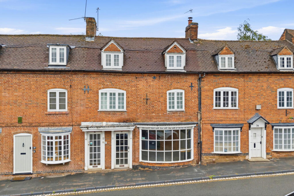 The unit on Castle Hill is on the market (image via RightMove)