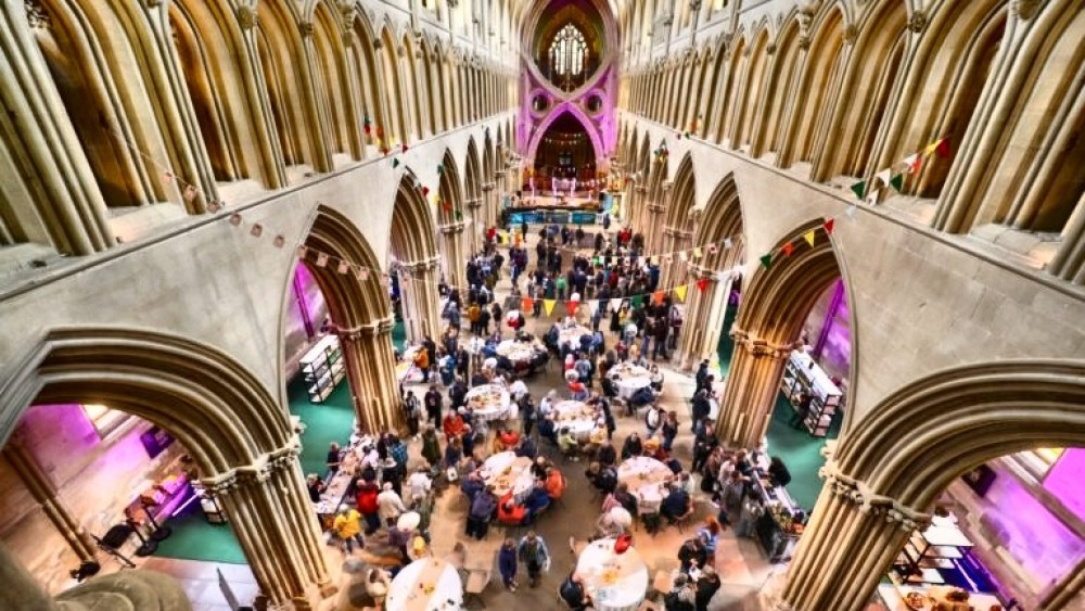  Wells Cathedral’s Cider and Cheese Festival returns on Saturday, 26 September 2026, with West Country cider, cheese and produce. (Photo: Wells Cathedral) 
