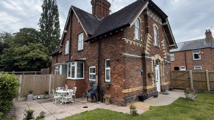 The cottage is full of period character (image via Livia Gregor)