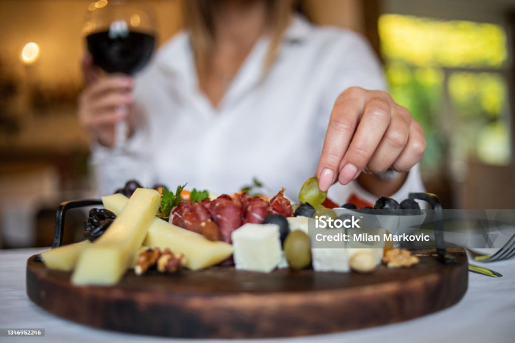 A Sip & Savour Evening with Ricardo's Cellar