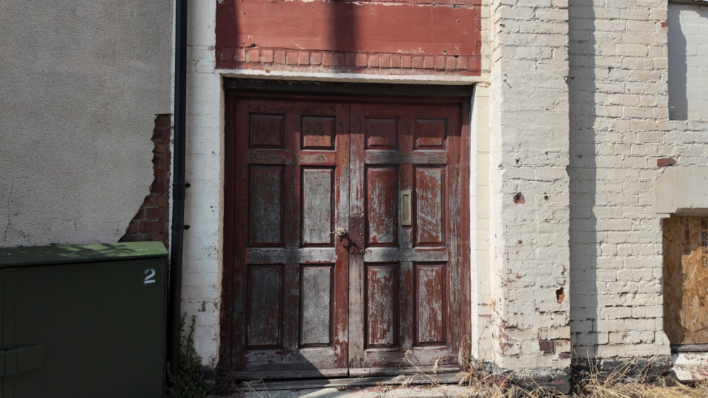 Viewings must be made by appointment (image via Livia Gregor)