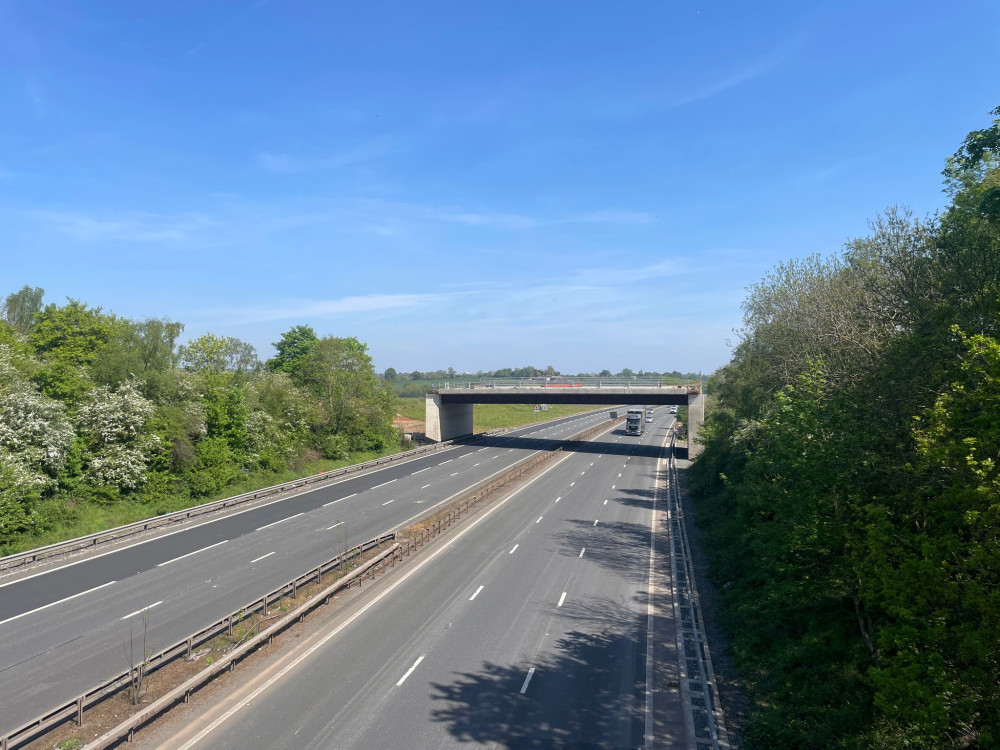 The A46 is closed southbound (image by Nub News)