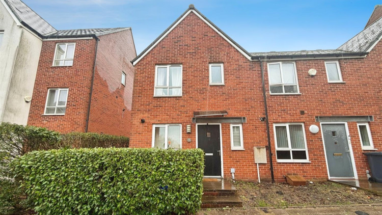 This week we are showcasing a three-bedroom house in Stoke-on-Trent (images via Stephenson Browne)