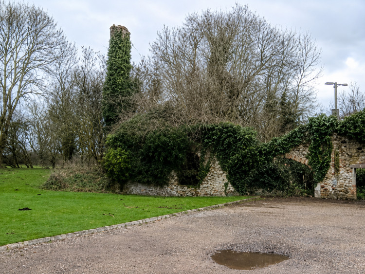 The ruins of the old Mill 