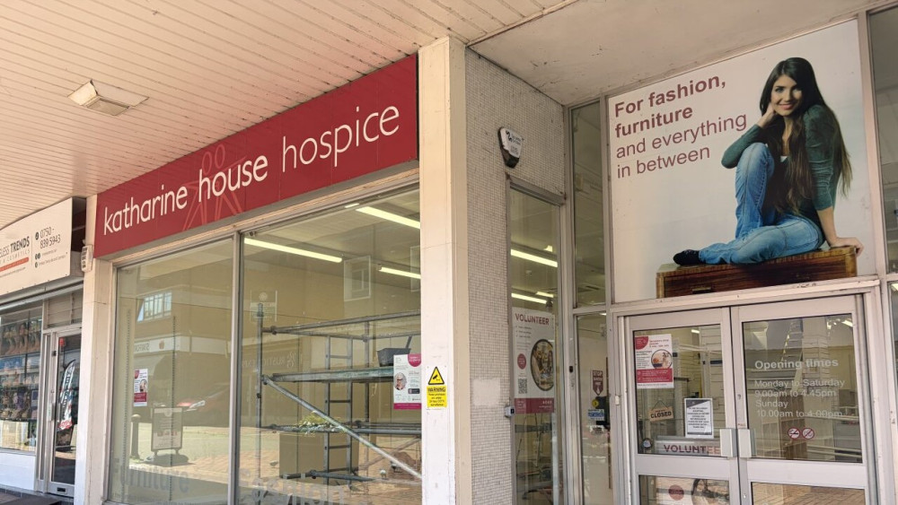 The shop should reopen at the end of the month (image via Livia Gregor)