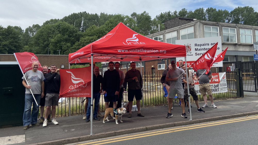 Unite members at Stoke-on-Trent City Council's repairs and maintenance service went on strike as part of a national dispute over pay and conditions (image via Phil Corrigan - LDR)