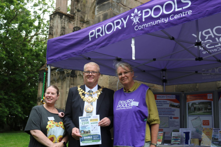 Mandy Burford, Chair of Priory Pools Community Centre, The Mayor of Warwick & Janette Eslick with the Aviva campaign Poster (image supplied)