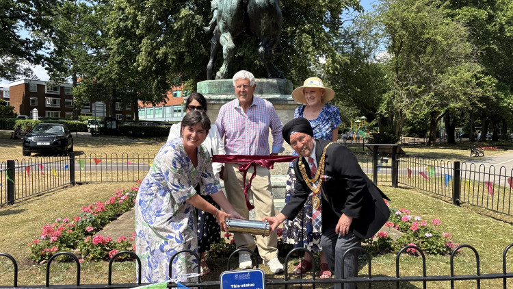 A photo gallery of the event, including special photos provided by Gayle Horton of William Horton 100 years ago (Photos: Nub News)