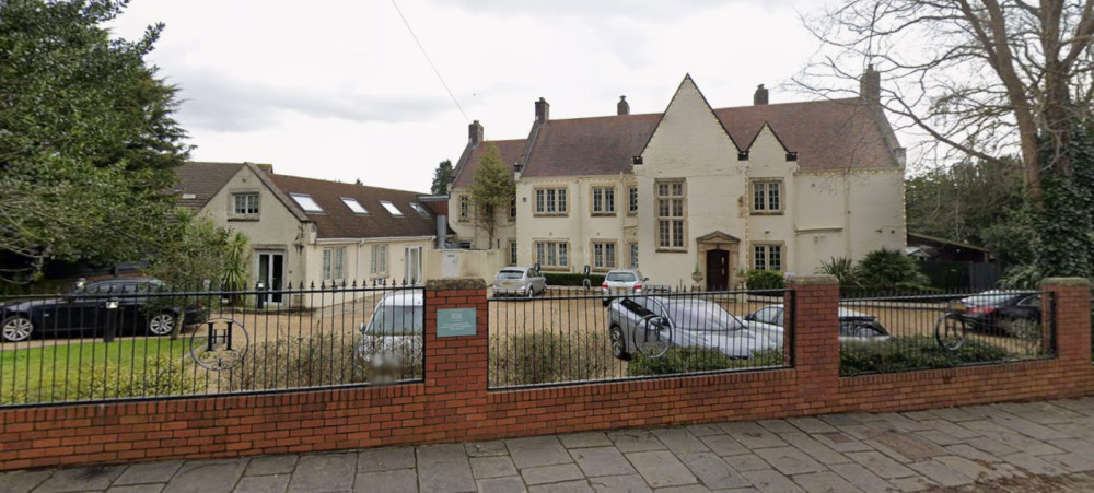 Holm House
