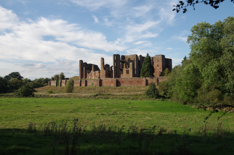Kenilworth Castle is one of the local businesses to receive the top hygiene rating in the last few months (image by Richard Smith)