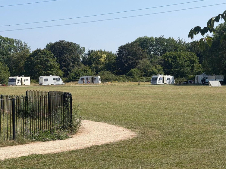 Travellers set up base in Manor Park in Kingston last week (Friends of Manor Park)