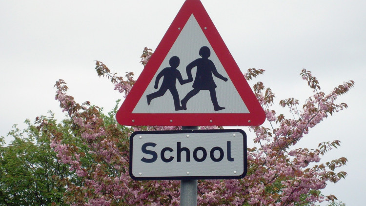 Signs are put in place to indicate the start of the restricted zone (Photo: LDRS)