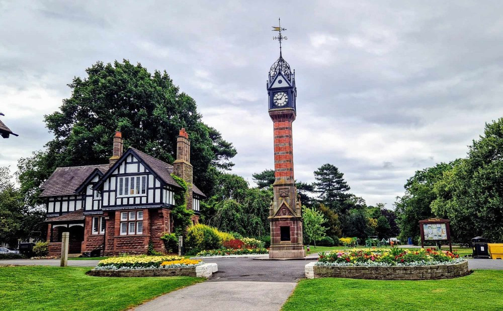 Queens Park in Crewe (Credit: Nub News)
