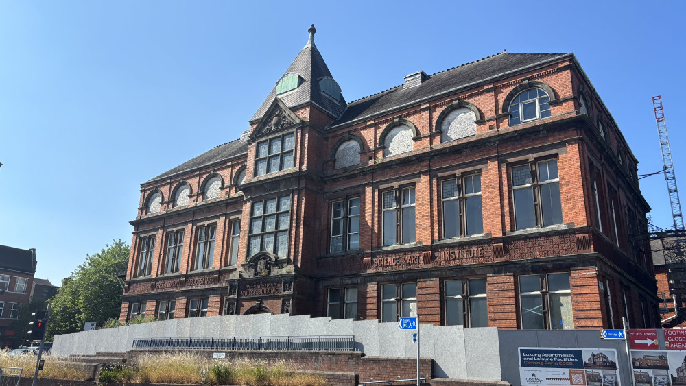 Councillors have refused £14 million plans to turn Tunstall Library and Baths  and the neighbouring drill hall into flats (image via Nub News)