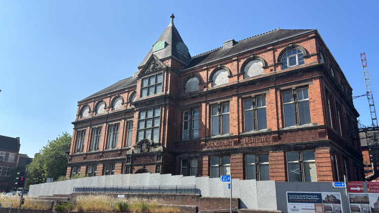 Councillors have refused £14 million plans to turn Tunstall Library and Baths  and the neighbouring drill hall into flats (image via Nub News)
